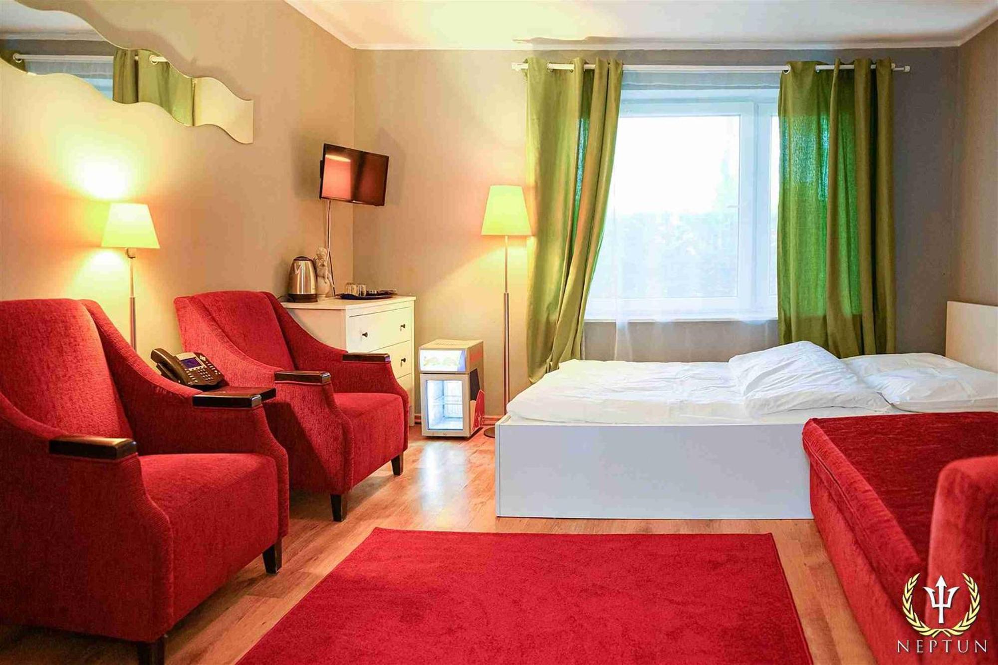 Hotel Neptun Jastrzębia Góra Exterior foto